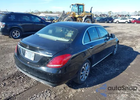 2015 Mercedes-Benz C 300 4Matic from USA, damaged, VIN 55SWF4KB7FU012623